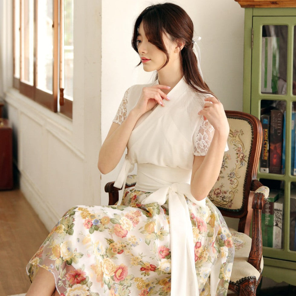 Korean Hanbok Blouse Nari Lace Jeogori
